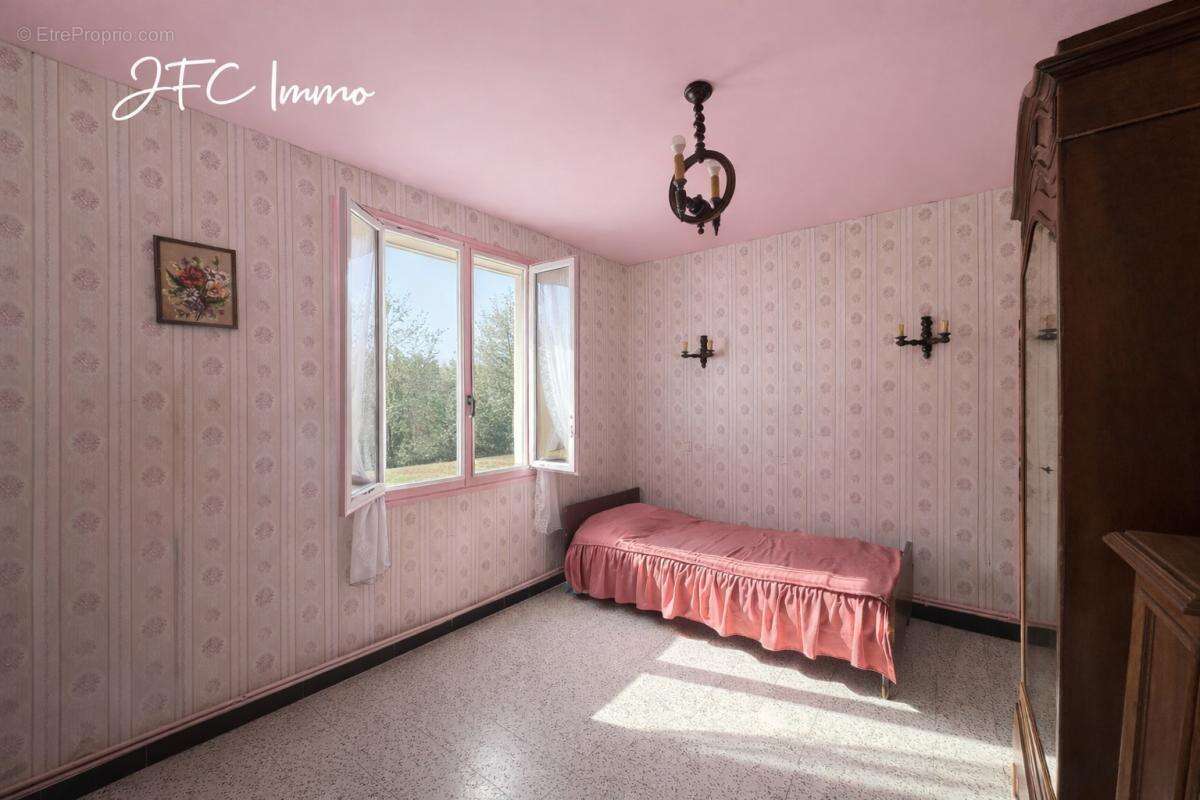 Maison 7 pièce(s) 92 m2 - photo 11