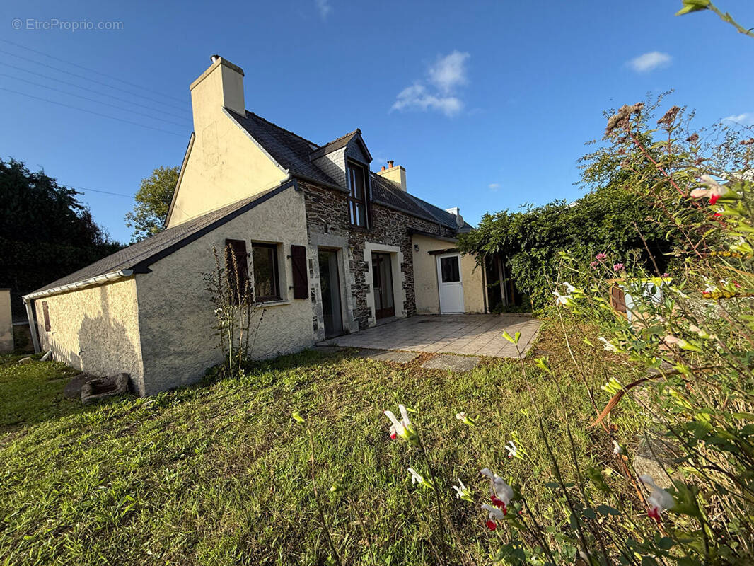 Maison à PLESTIN-LES-GREVES