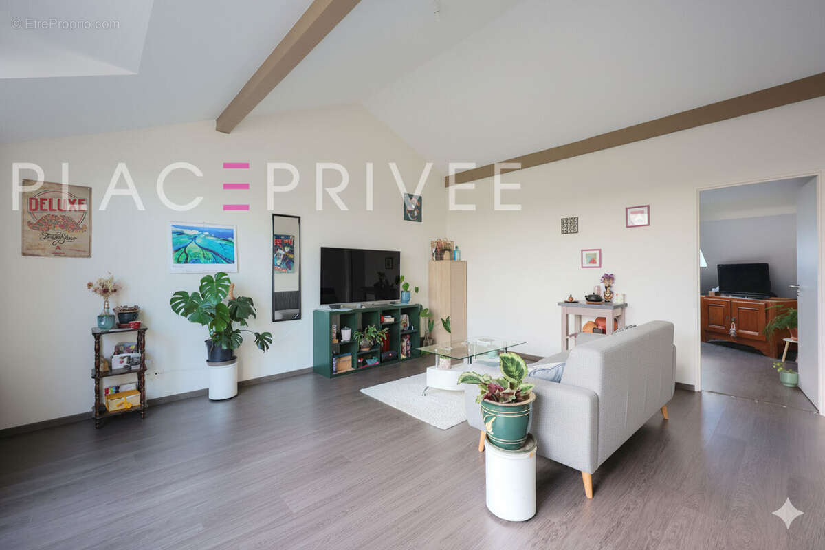Appartement à ESSEY-LES-NANCY