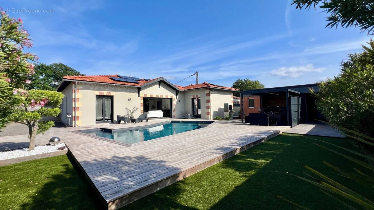 Maison à GUJAN-MESTRAS