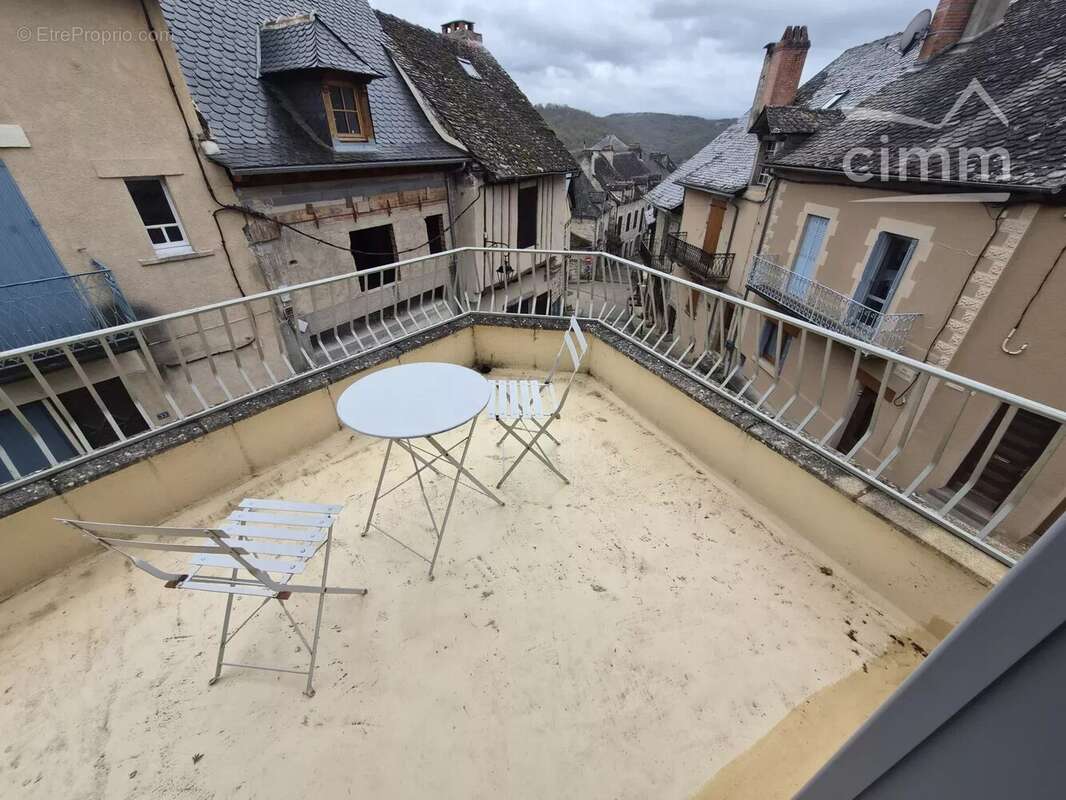 Appartement à NAJAC