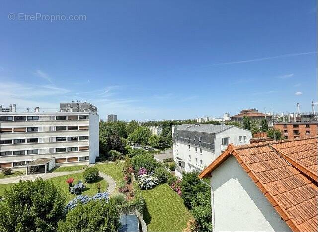 Appartement à MAISONS-ALFORT