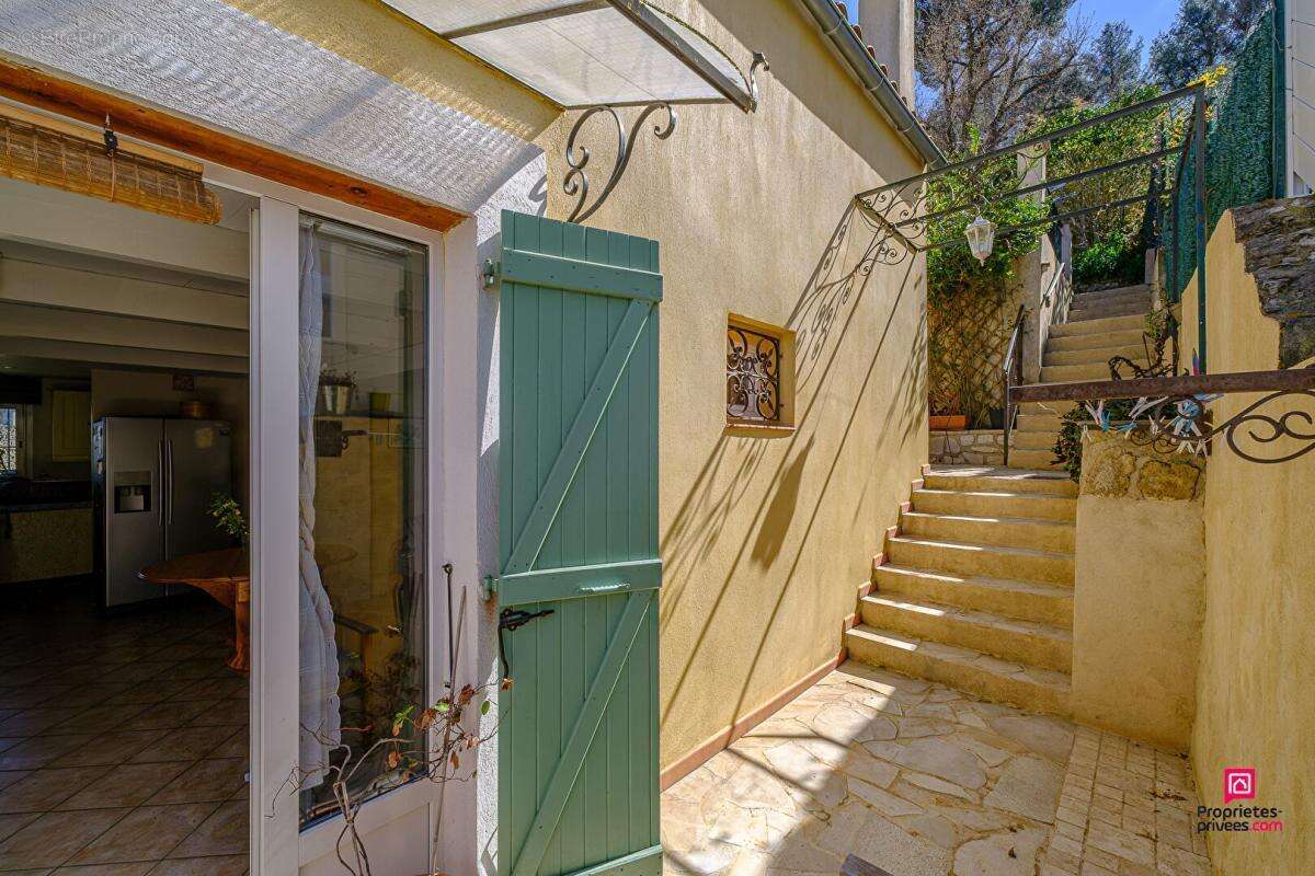 Maison à MARSEILLE-11E