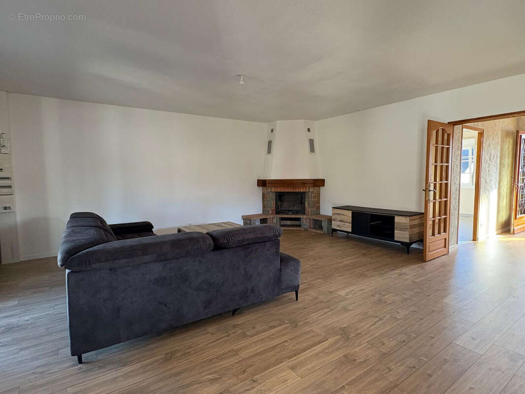 Appartement à NEUVES-MAISONS