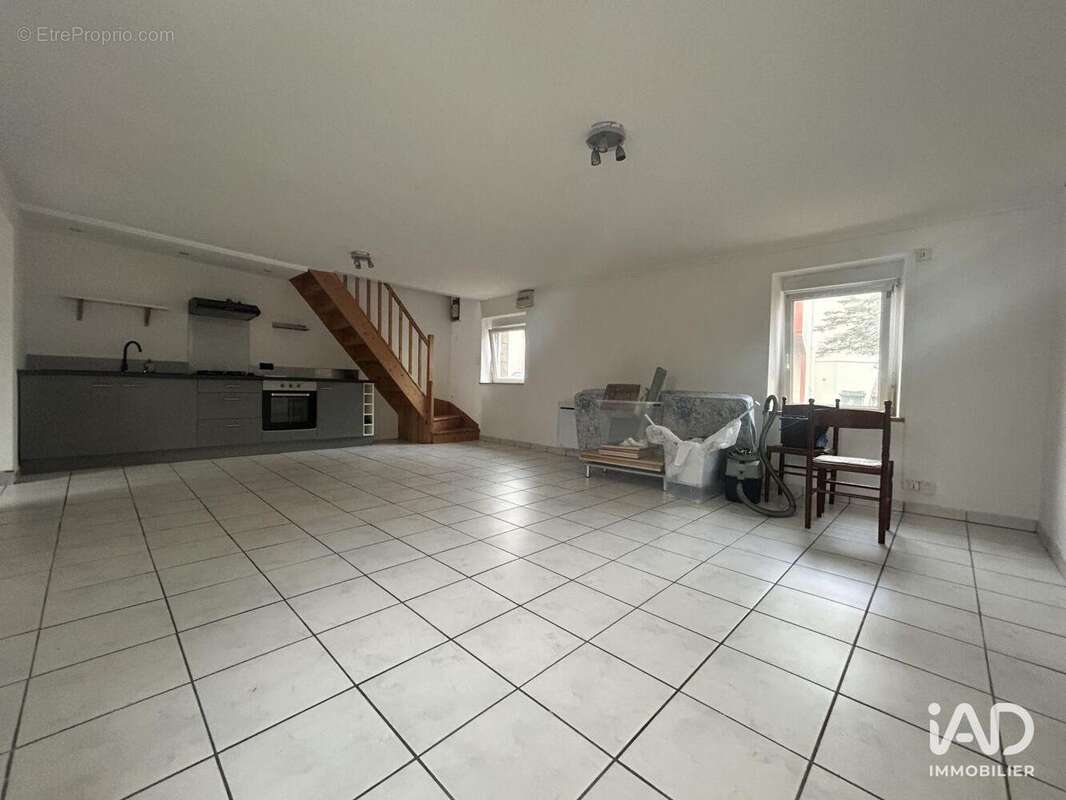 Photo 2 - Maison à LE RELECQ-KERHUON