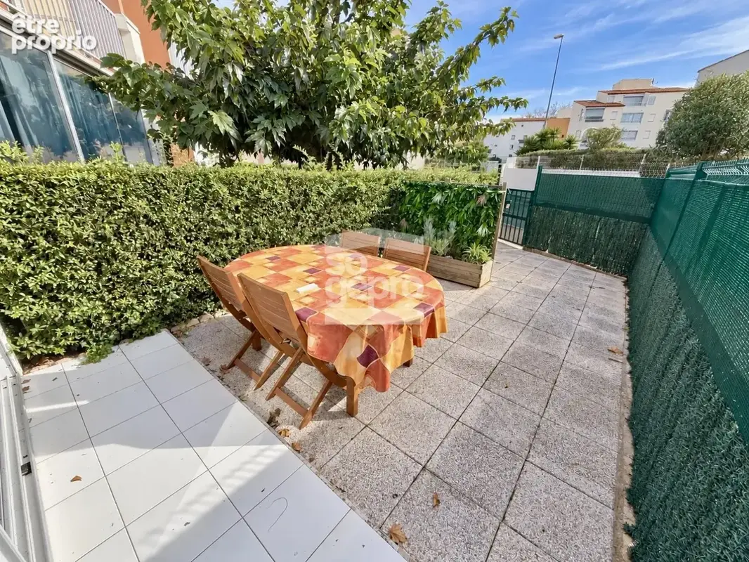 Réf : 2351 - Vente 3 Pièces rez-de-jardin avec parking, secteur Richelieu ! - photo 2