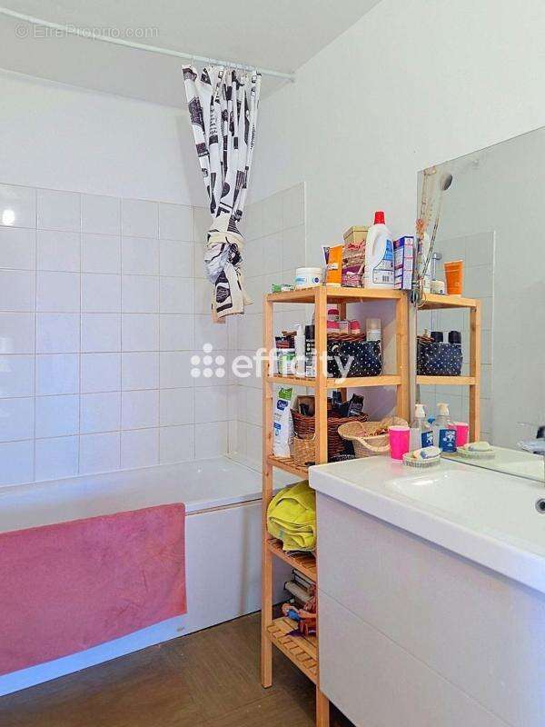 Appartement à MARSEILLE-9E