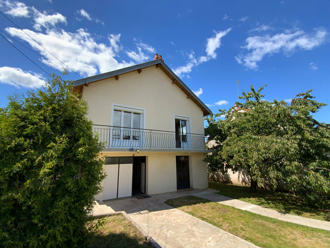 Maison à LE CREUSOT