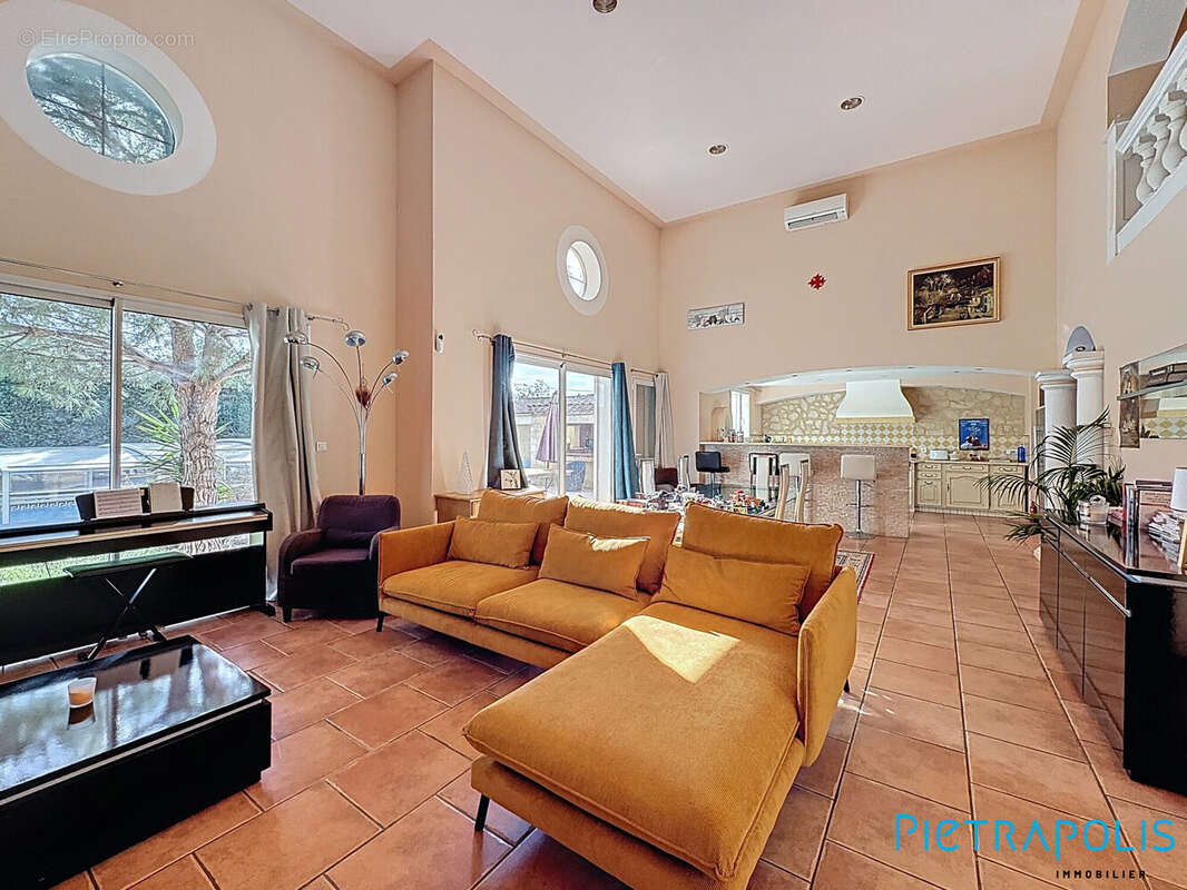 Maison 140 m² à Rieussec  - photo 5