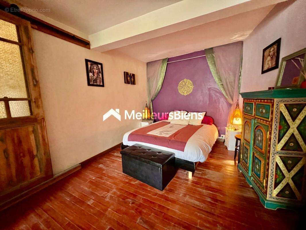 Maison de village de type T4/T5 155 m2, avec petite cour extérieure - photo 11