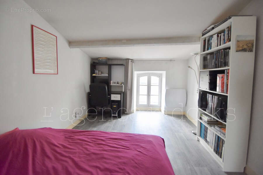  bordeaux st pierre - super duplex lumineux - secteur place du palais - photo 16