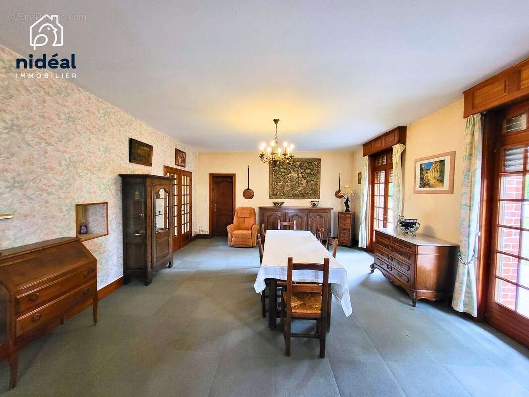 Maison 190 m² à Solesmes  - photo 6
