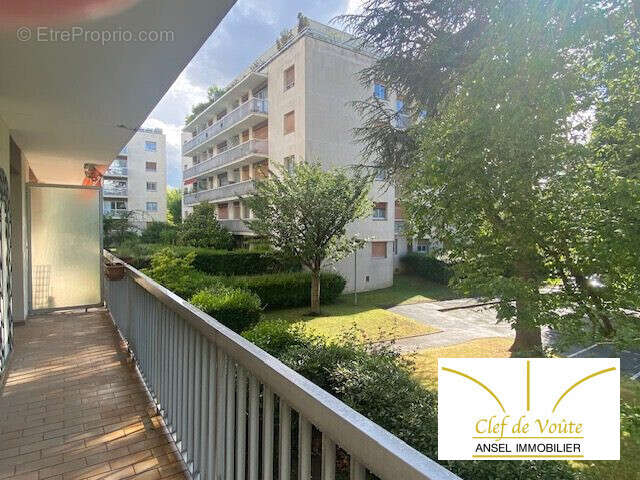 Appartement 104 m² à Rueil-Malmaison  - photo 5
