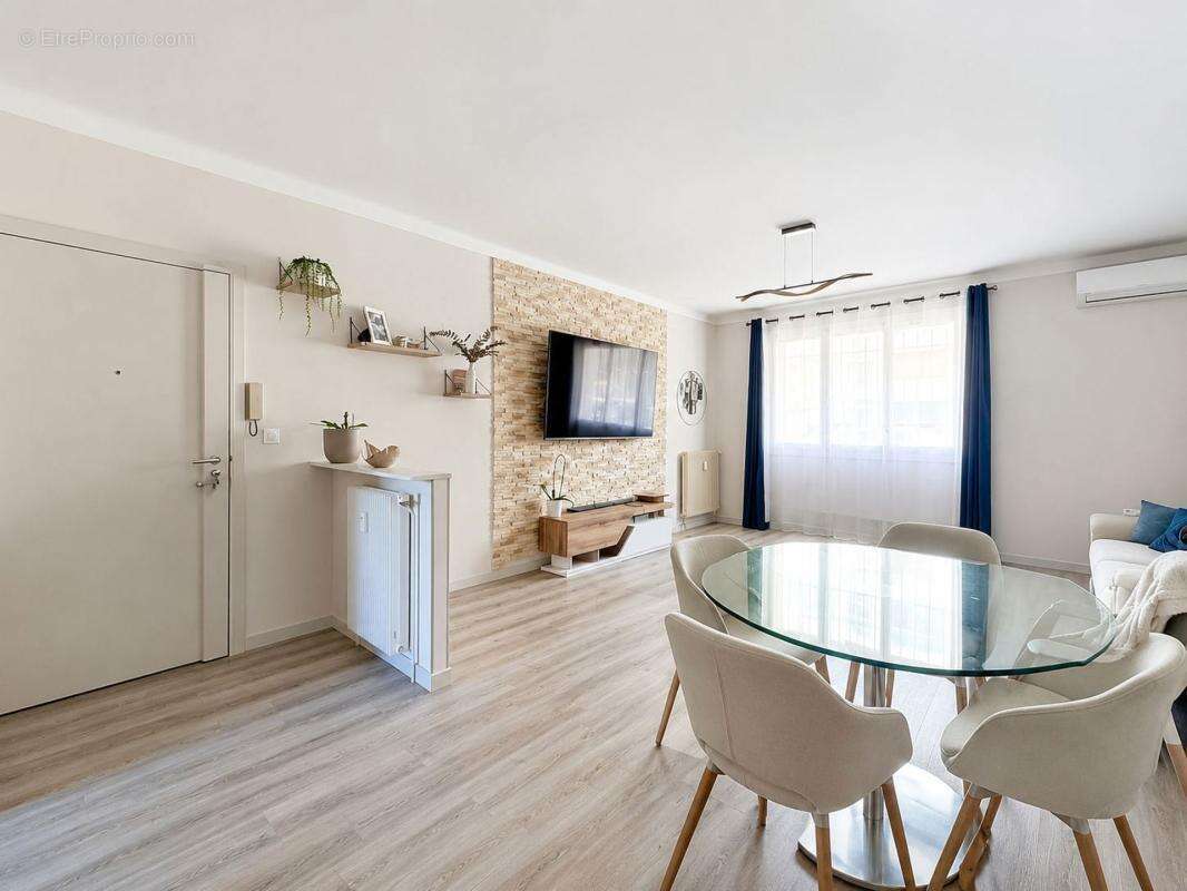 Appartement à CAGNES-SUR-MER