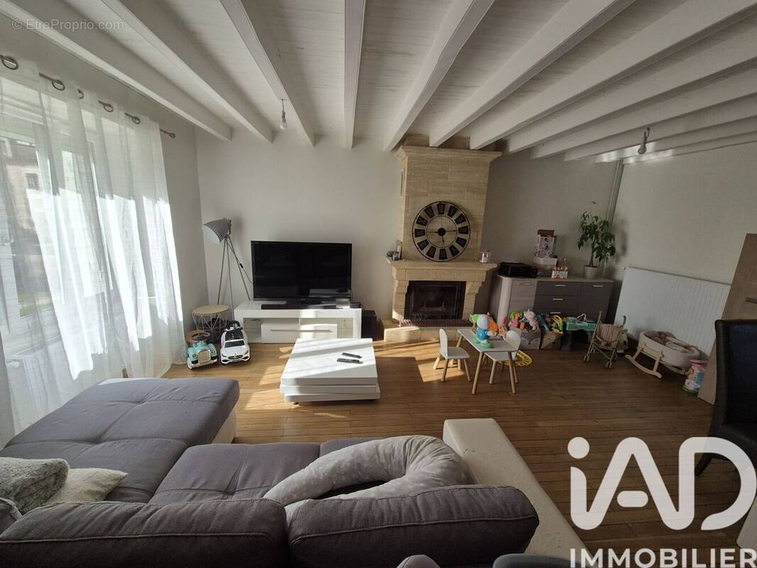 Photo 1 - Maison à COURGEAC