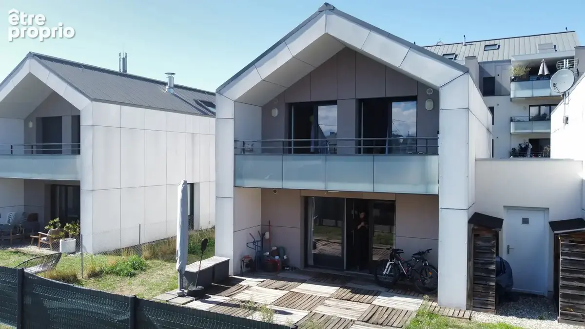 Maison à BARBERAZ