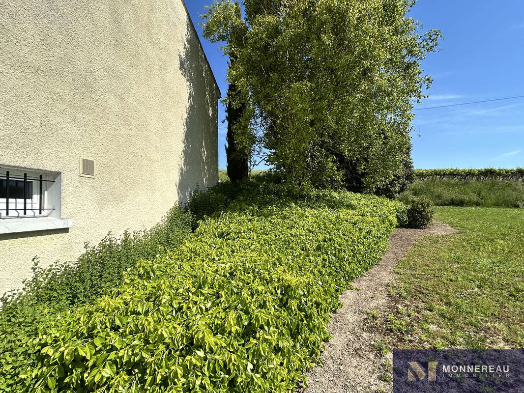 Maison à ARTHENAC