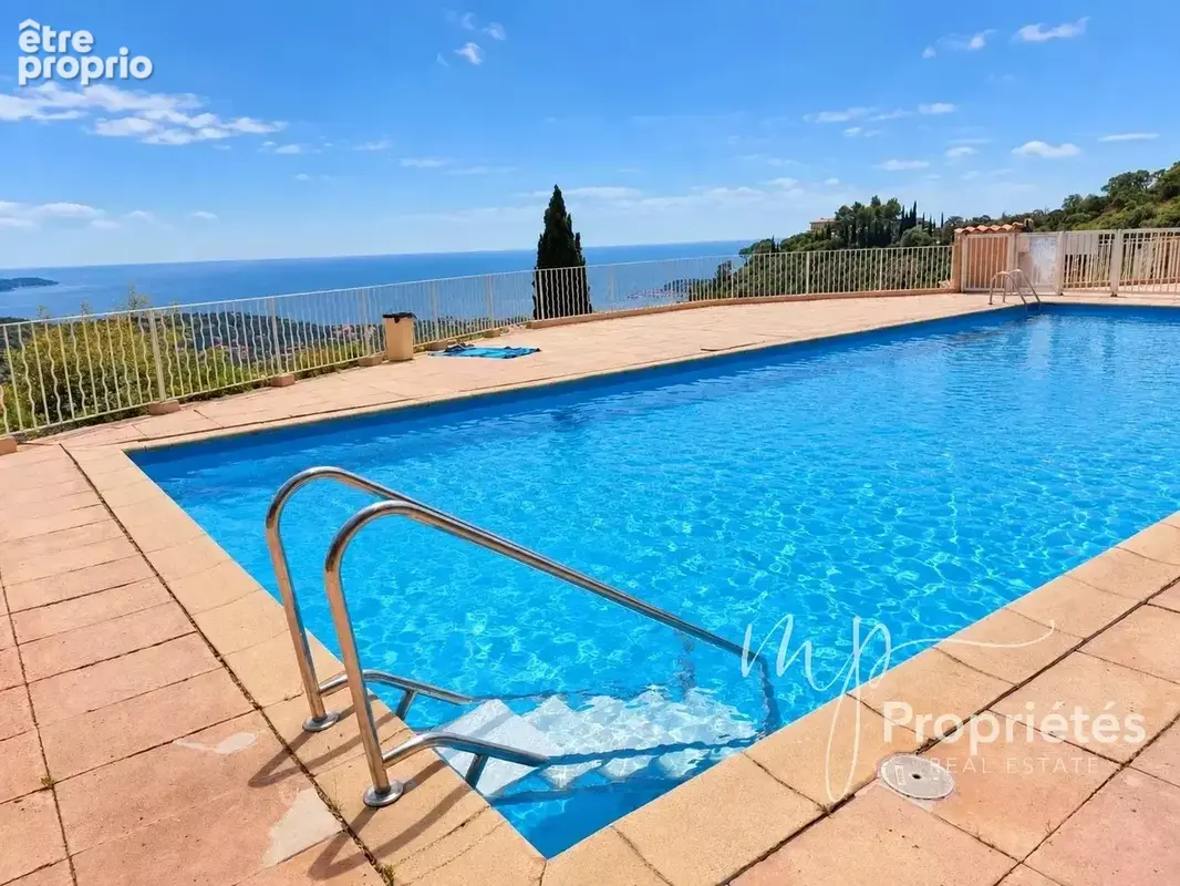 À VENDRE – Cavalaire-sur-Mer – 2 pièces avec vue mer – Résidence avec piscine et tennis - photo 5