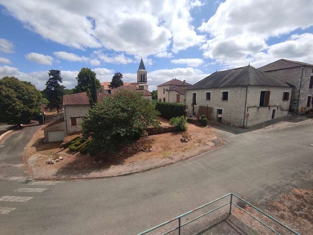 Duplex à rénover entièrement - photo 4