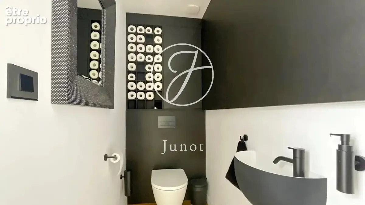 Genech - Maison contemporaine à vendre - 9 pièces - 252m² - 4 chambres - DUPLEX annexe de 2 pièces indépendant - Garage et carpo - photo 6