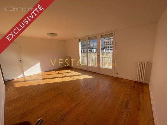 Appartement à MONTREUIL