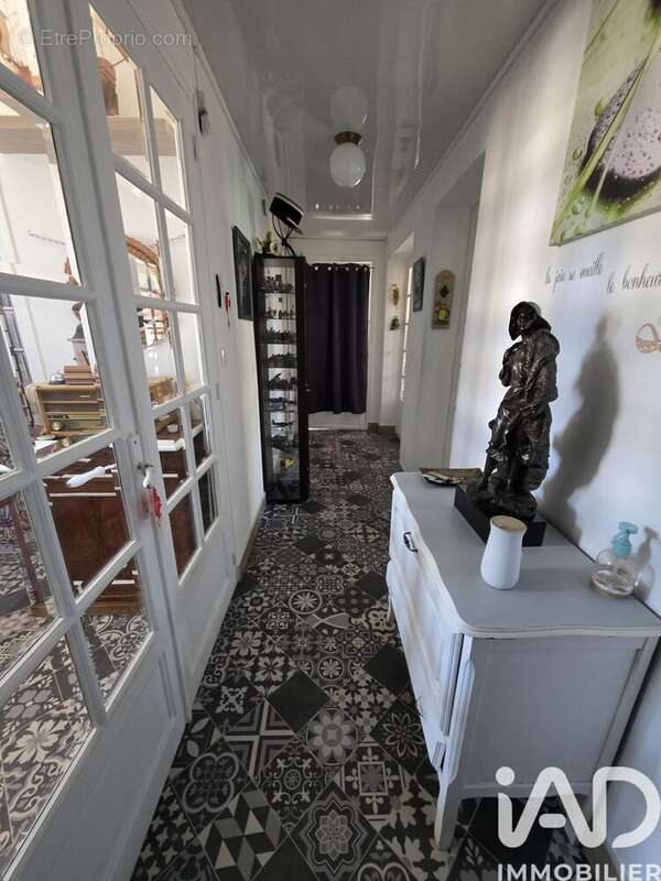Maison 146 m² à Coulanges-Sur-Yonne  - photo 4