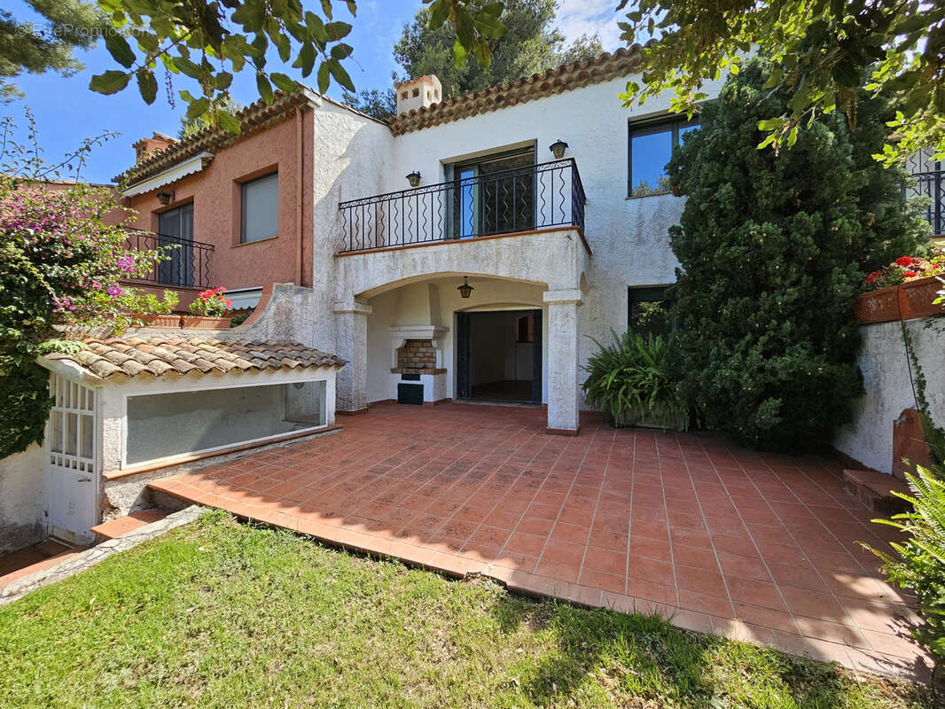 Maison à ROQUEBRUNE-CAP-MARTIN
