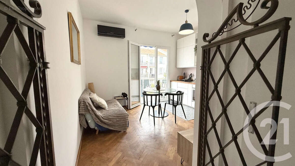 Appartement à NICE