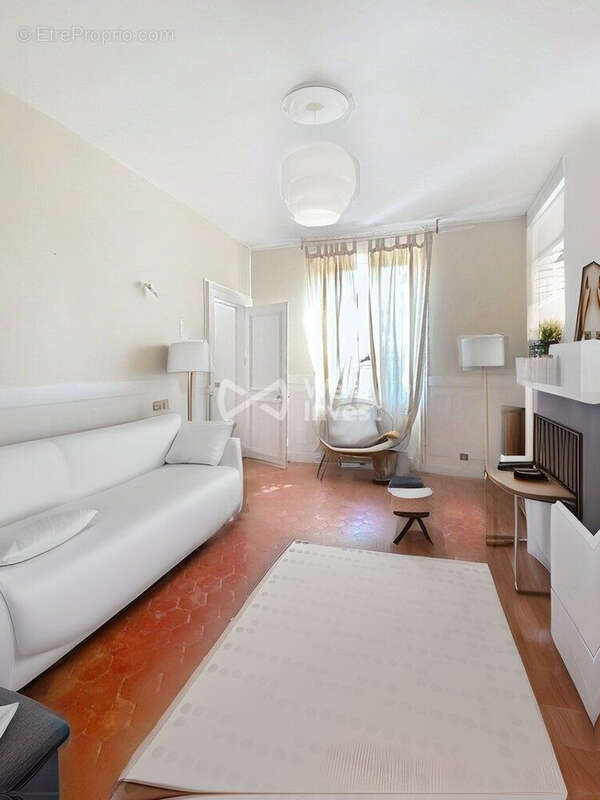 Maison à ENTRAINS-SUR-NOHAIN