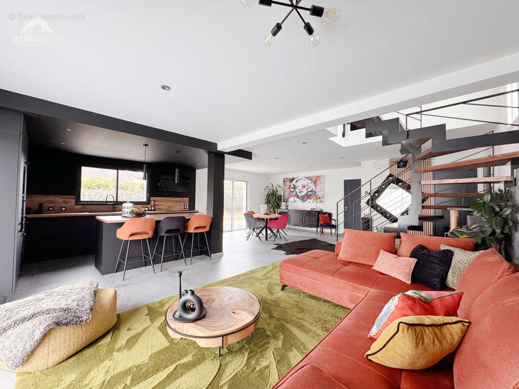 Maison à SAINT-JEAN-DE-GONVILLE