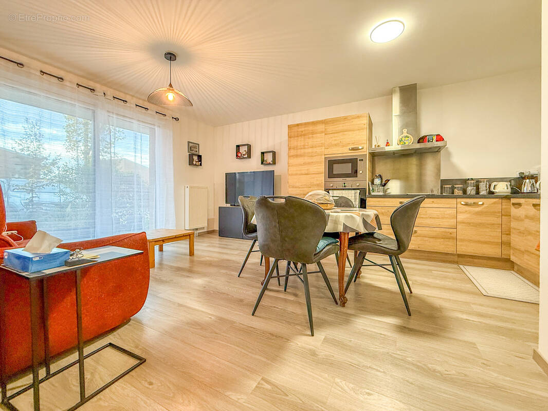 Appartement à CHERENG