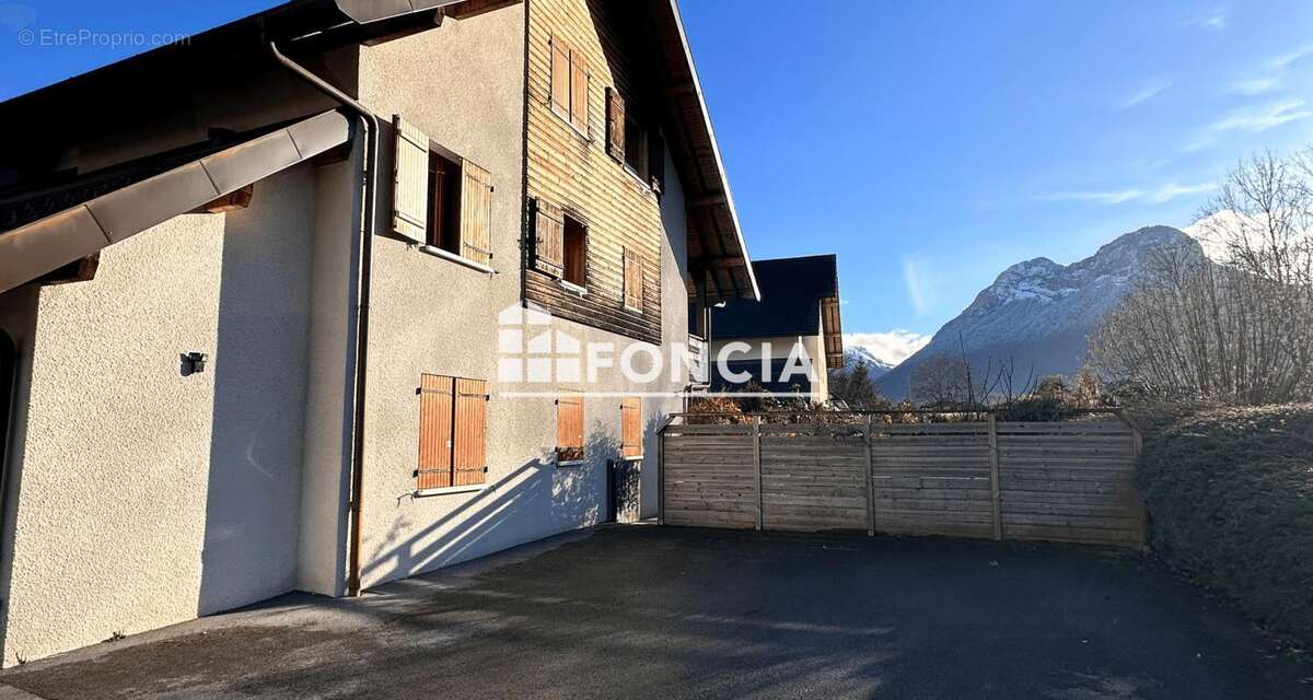 Appartement à DOUSSARD