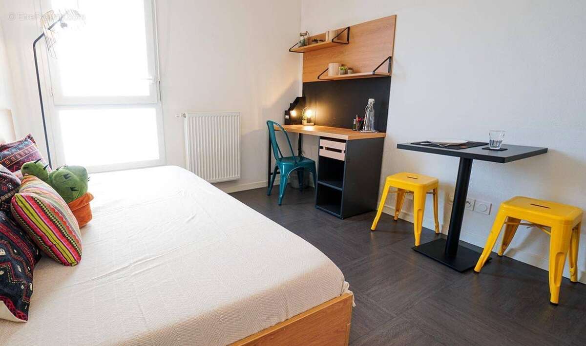 INVESTISSEMENT LOCATIF  Montpellier  Résidence étudiante Lokora Montpellier Rambla - 5,7 % de rentabilité - photo 4