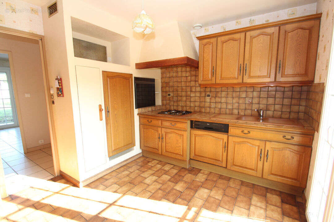 Maison à SAINT-LEGER-DES-VIGNES