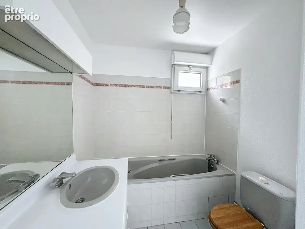 EAUBONNE - Appartement Studio, secteur idéal ! - photo 5