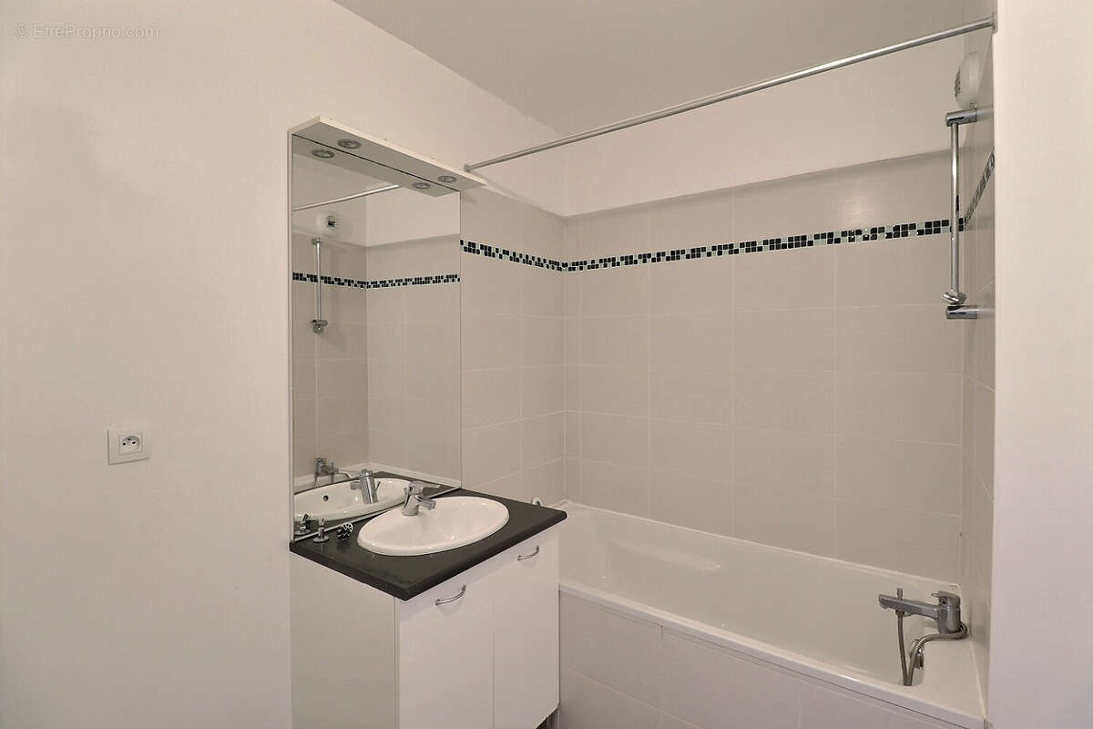 Appartement à JUVIGNAC