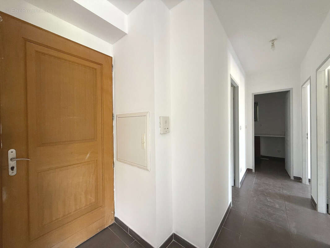 Appartement 64 m² à Biguglia  - photo 7