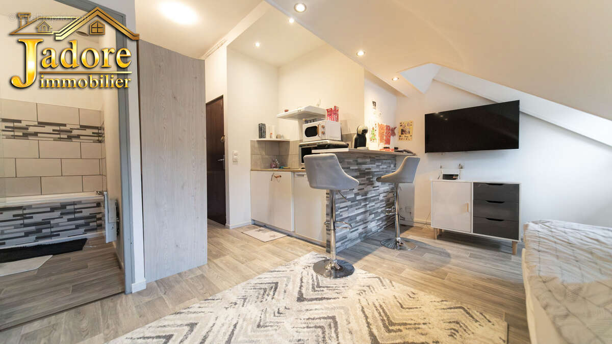 Lot de 5 appartement refaits a neuf ! - photo 12