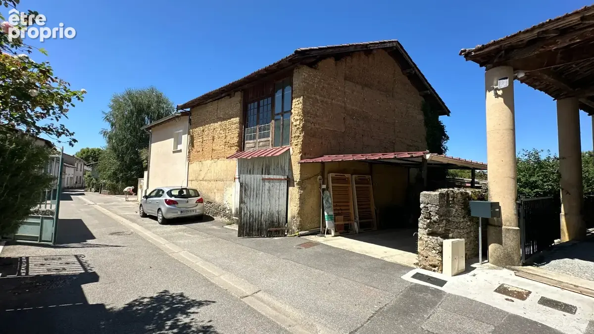 Maison à HOSTUN