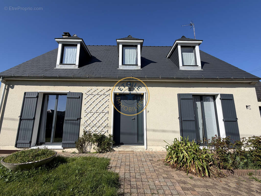 Maison à LES PONTS-DE-CE