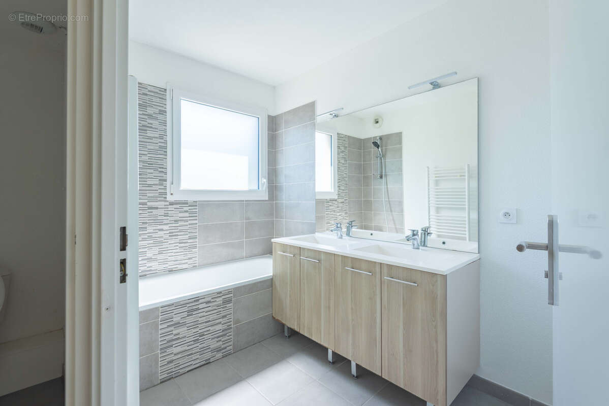 Maison de 78 m2 - 3 chambres - proche ecole et toutes commodites - photo 8