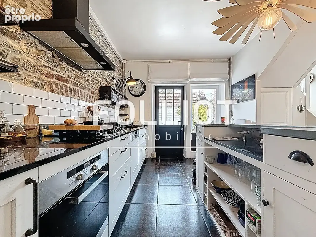 A Vendre Élégante Maison de Maître  Quartier  Carteret de 205 m² - photo 8