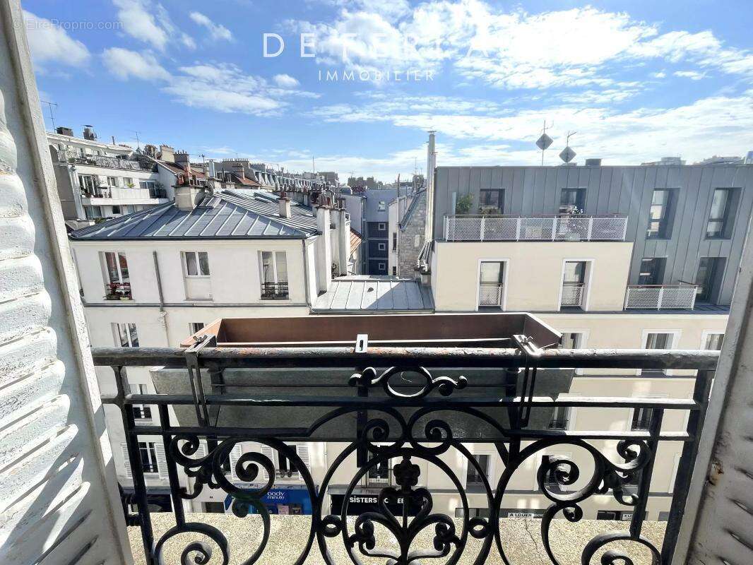 Appartement à PARIS-14E