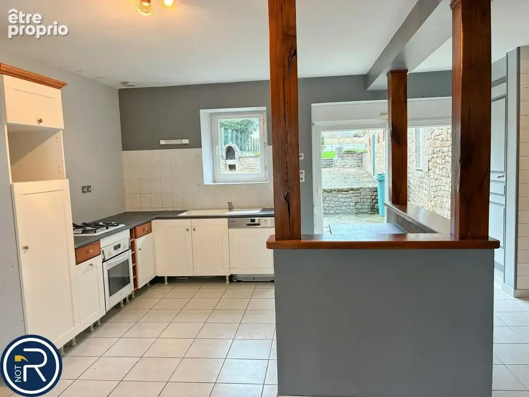 Maison 106 m² à Larchamp  - photo 2