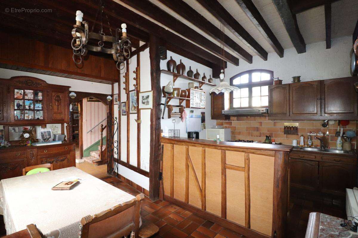 Maison à LA HARENGERE