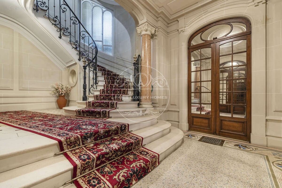 Appartement à PARIS-5E