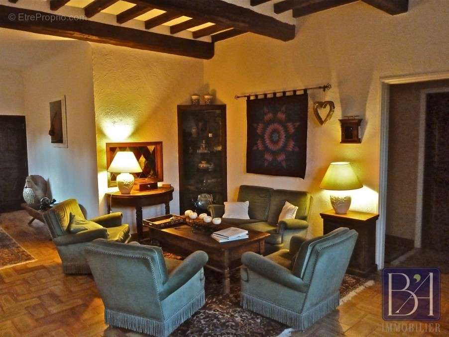 Maison à LE BARROUX