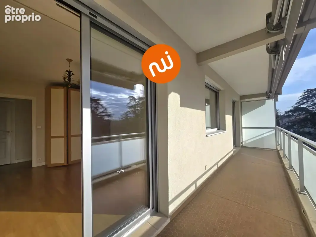 DERNIER ETAGE - Appartement T4 104m² - photo 2