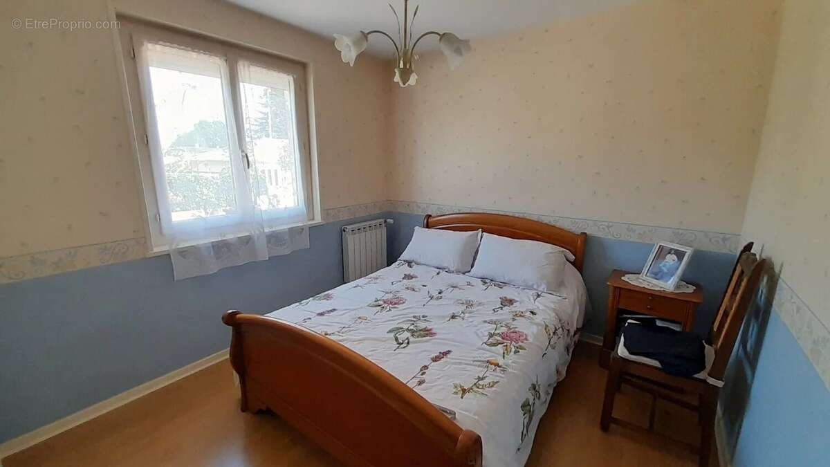 Maison à MONTMERLE-SUR-SAONE