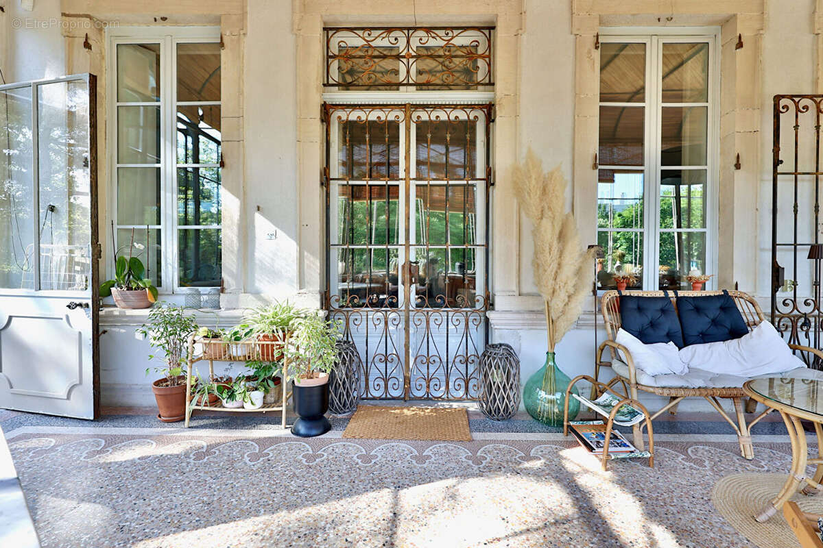 Maison à FRANCHEVILLE